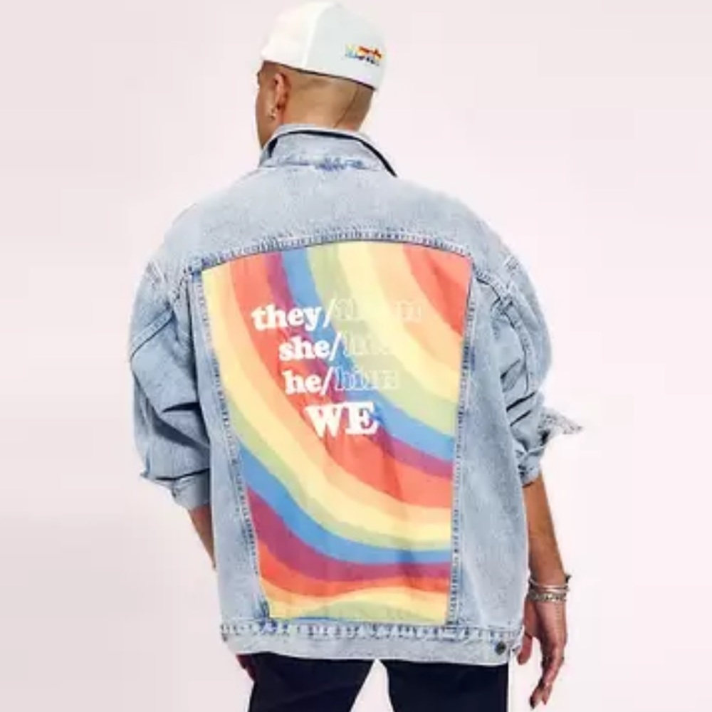 🌈Levi's Men's Liberation Pride Trucker Jacket Pride 🏳️‍🌈